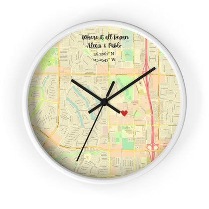 Custom Love Story Clocks - Unique Anniversary Gift | Buenavibra Digital