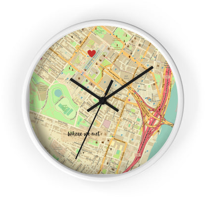 Custom Anniversary Wall Clocks - Unique Gift Idea | Buenavibra Digital