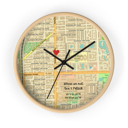 Custom Anniversary Wall Clocks - Unique Gift Idea | Buenavibra Digital